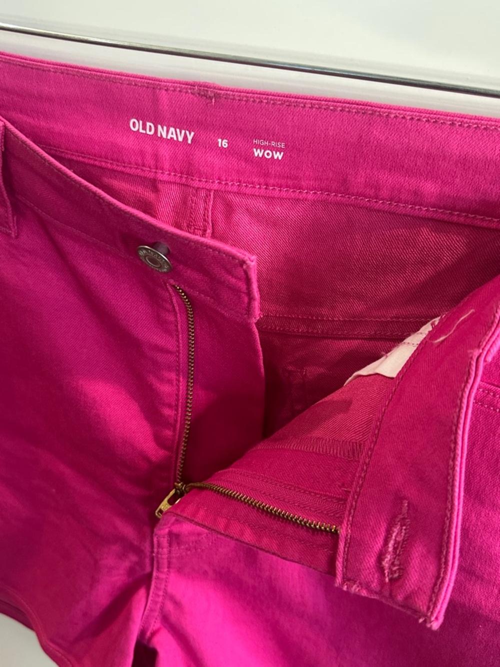High-Waisted Wow Jean Shorts Size 16 - Picture 6 of 7